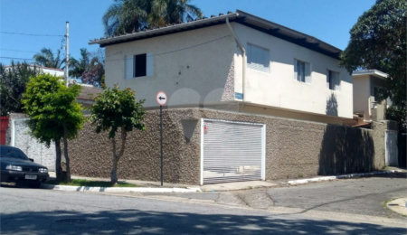 Sobrado à venda com 5 quartos, sendo 1 suíte, em Planalto Paulista, São Paulo, SP