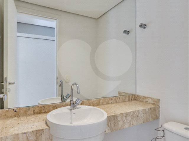 Apartamento à venda com 4 quartos, sendo 3 suítes,  em Granja Julieta, São Paulo, SP