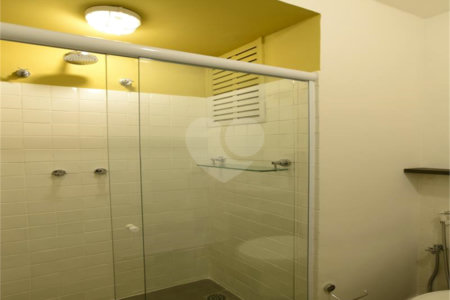Apartamento à venda com 4 quartos, sendo 2 suítes, em Vila Olímpia, São Paulo, SP