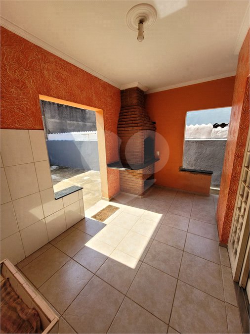 Sobrado à venda com 3 quartos, sendo 1 suíte, em Jardim Morada do Sol, Indaiatuba, SP