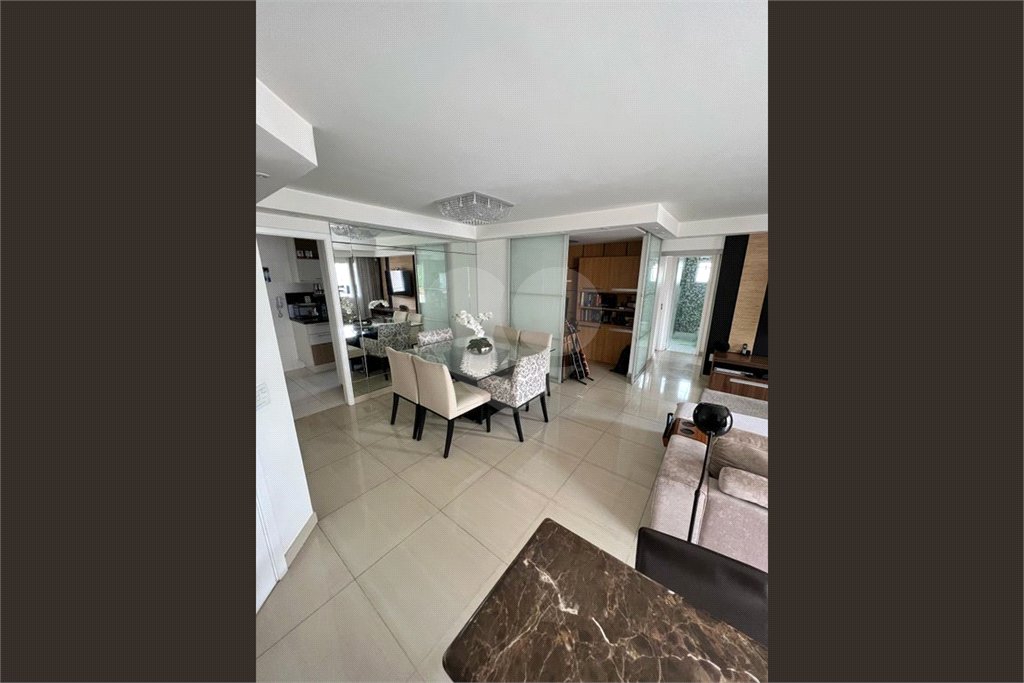 Apartamento à venda com 2 quartos, sendo 1 suíte, em Água Branca, São Paulo, SP