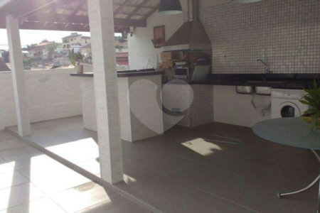 Casa Térrea à venda com 5 quartos, sendo 2 suítes, em Água Fria, São Paulo, SP