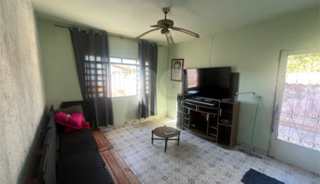 Casa à venda com 2 quartos em Jardim Leonel, Itapetininga, SP