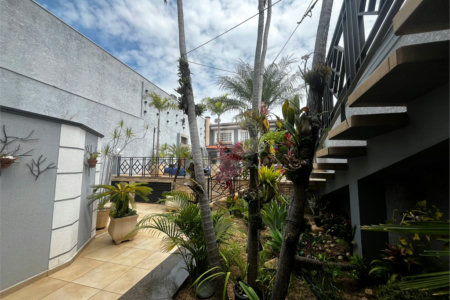 Casa à venda com 6 quartos, sendo 3 suítes, no Centro, Itapetininga, SP