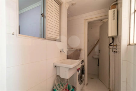 Apartamento à venda com 3 quartos em Vila Pompéia, São Paulo, SP