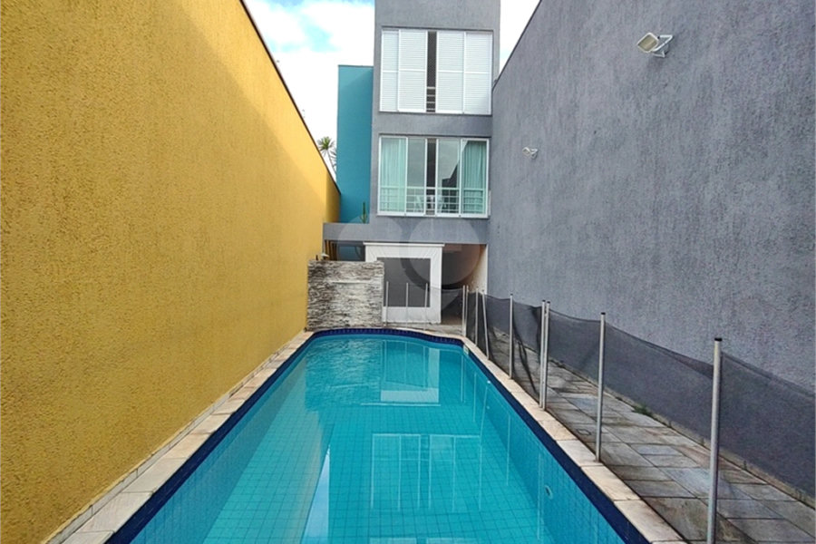 Casa à venda com 3 quartos, sendo 2 suítes, em Tucuruvi, São Paulo, SP