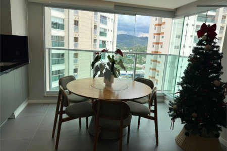 Apartamento à venda com 2 quartos, sendo 1 suíte,  em Vila Mogilar, Mogi das Cruzes, SP
