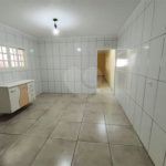 Sobrado à venda com 3 quartos, sendo 1 suíte, em Vila Nivi, São Paulo, SP