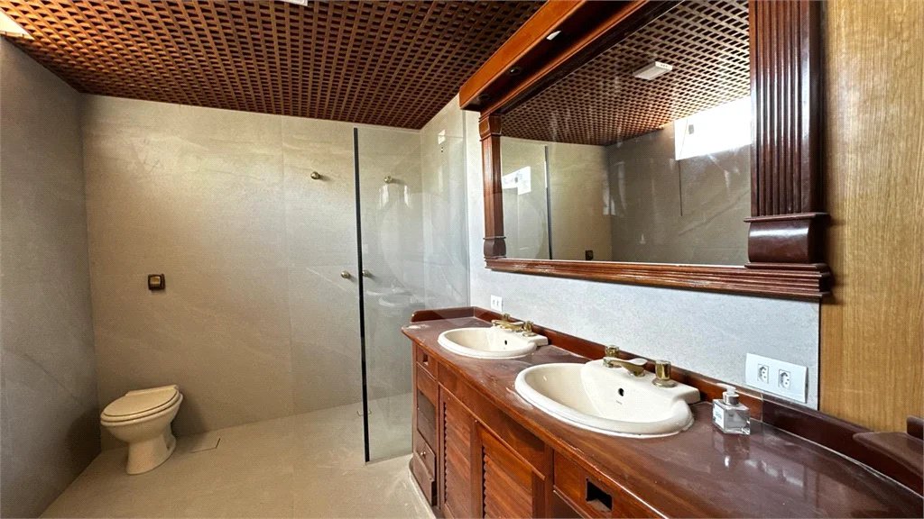Casa Comercial disponível para venda e locação no Bairro Cidade Jardim em Piracicaba - SP.