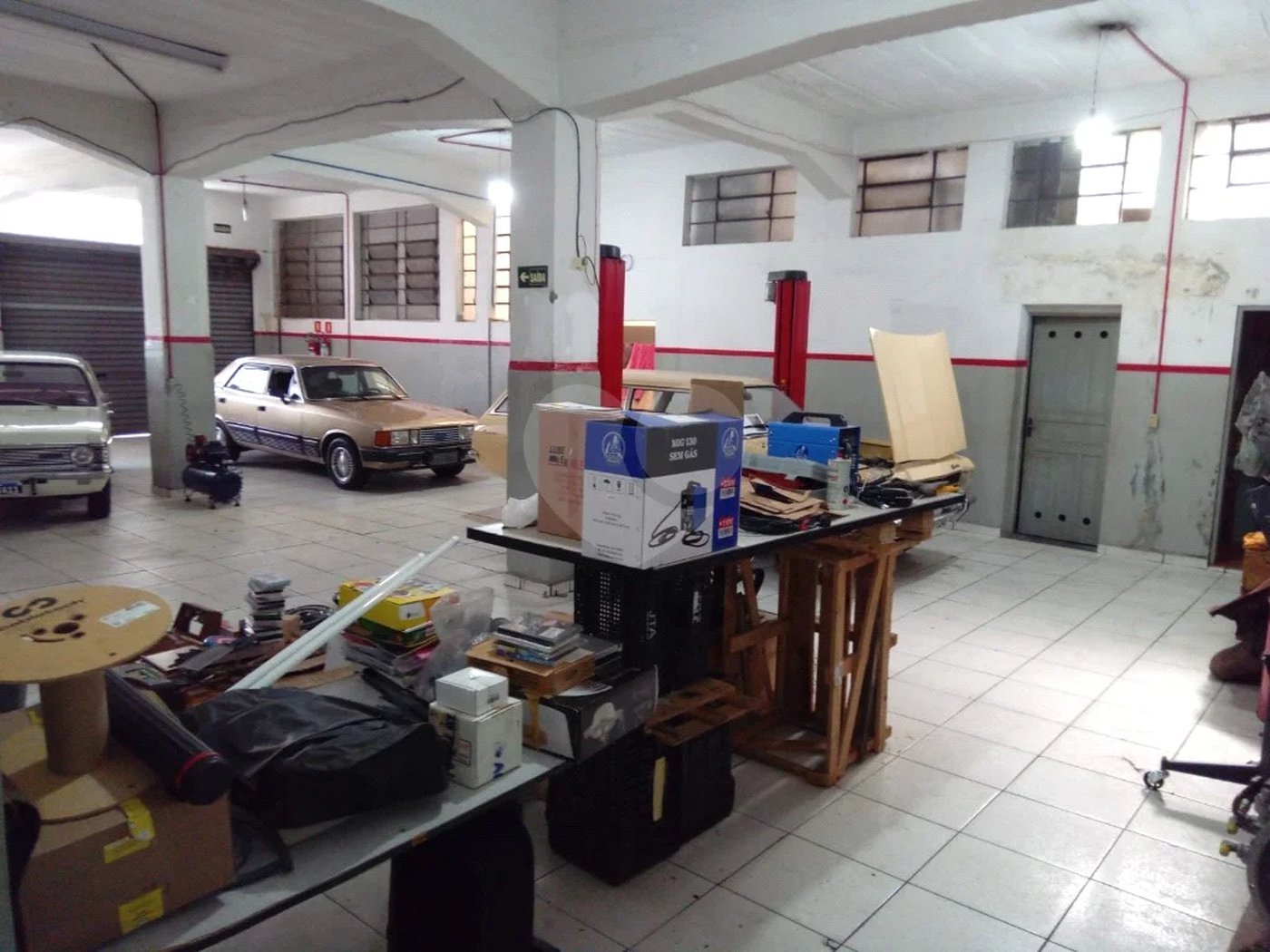 Prédio comercial 720m², 10 salas, 4 banheiros, à venda no centro de São Caetano do Sul