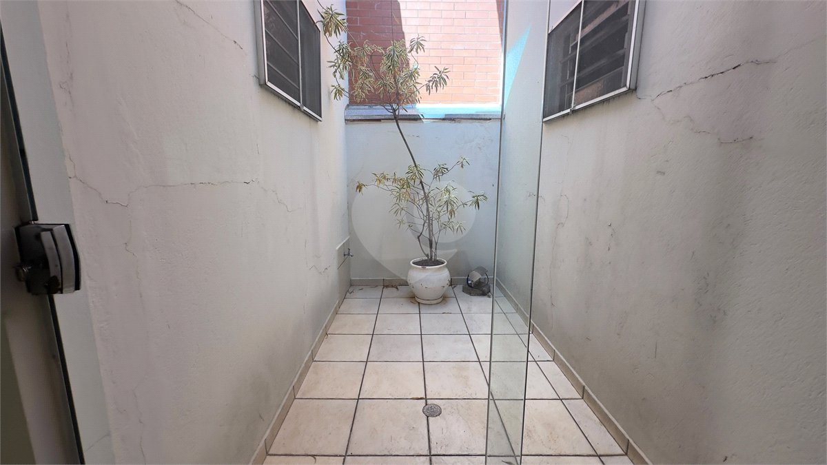 Casa para alugar com 4 quartos, sendo 3 suítes, em Vila Sfeir, Indaiatuba, SP