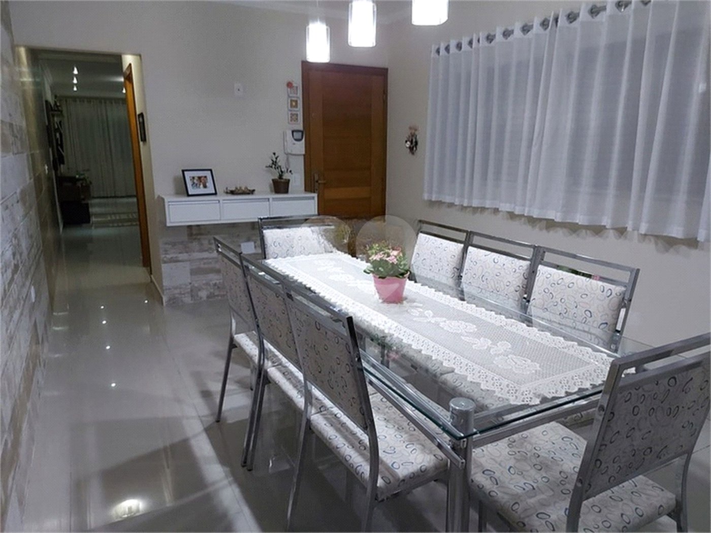 Sobrado à venda com 3 quartos, sendo 1 suíte, em Vila Laís, São Paulo, SP
