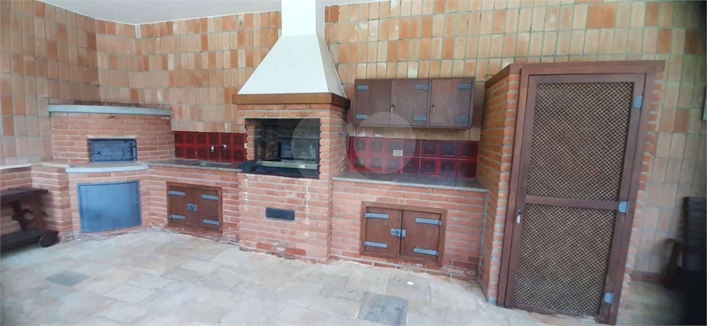 Casa à venda com 6 quartos, sendo 5 suítes, em Roseira, Mairiporã, SP