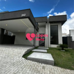 Casa à venda com 3 quartos, sendo 2 suítes, no condomínio Reserva Rudá, São José dos Campos - SP
