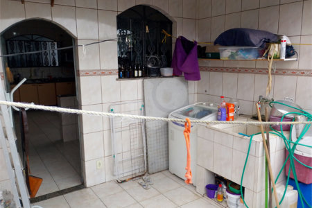 Casa à venda com 3 quartos, sendo 1 suíte, em Campo Grande, Rio de Janeiro, RJ