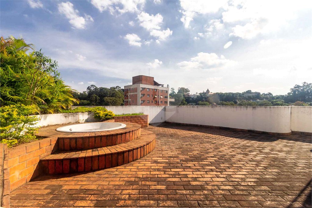 Cobertura à venda com 3 quartos, sendo 1 suíte, em Real Parque, São Paulo, SP