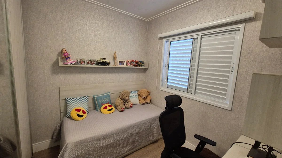 Apartamento à venda com 3 quartos, sendo 1 suíte, em Jardim Arpoador, São Paulo, SP