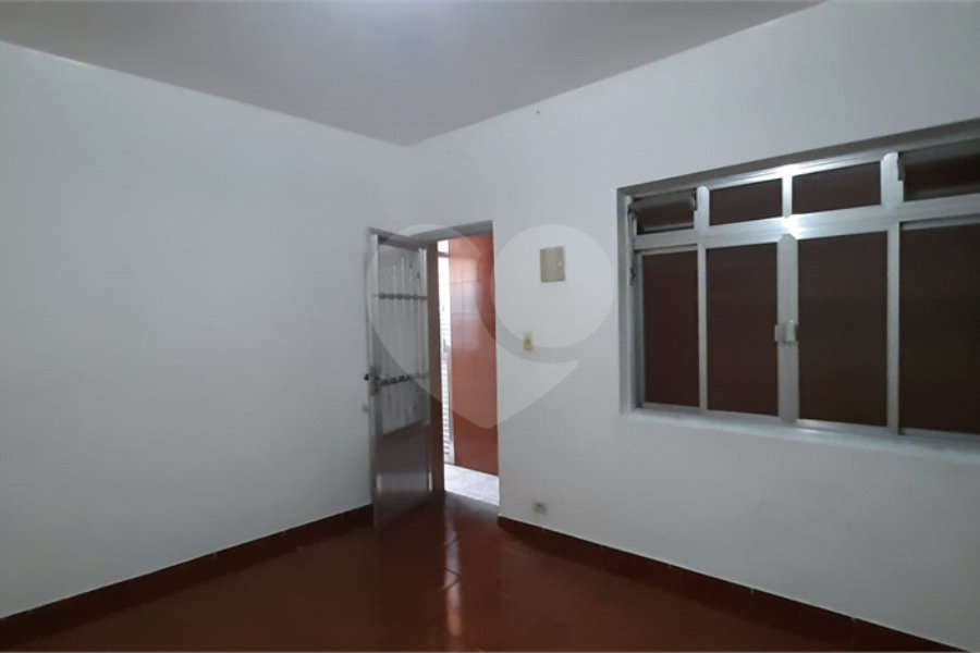 Sobrado à venda com 3 quartos em Jardim Guairaca, São Paulo, SP