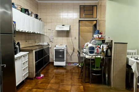 Sobrado à venda com 5 quartos em Campos Elíseos, Ribeirão Preto, SP