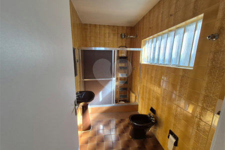 Casa à venda com 3 quartos, sendo 1 suíte, em Vila Salles, Atibaia, SP