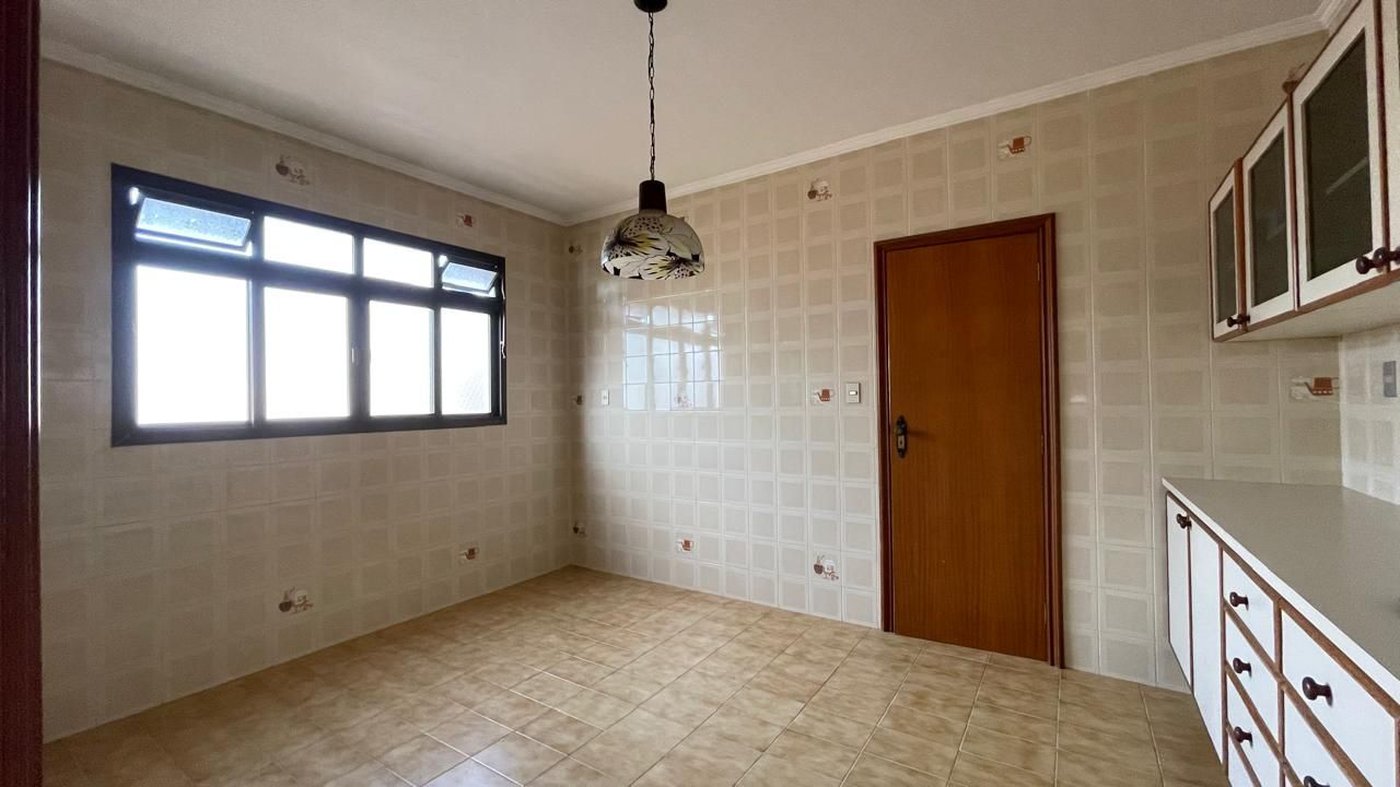 Cobertura com 4 dormitórios à venda, 495 m² por R$ 5.000.000,00 - Gonzaga - Santos/SP