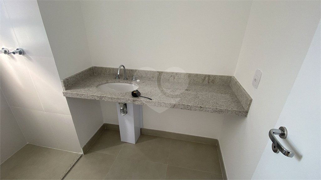Apartamento à venda com 2 suítes em Pinheiros, São Paulo, SP