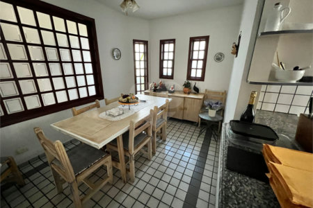 Casa à venda com 4 quartos, sendo 3 suítes, em Chácara Monte Alegre, São Paulo, SP