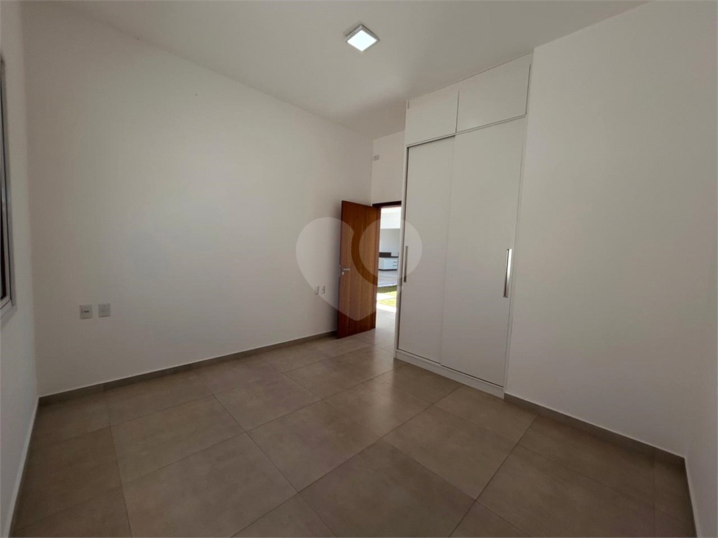 Casa à venda com 3 suítes, em Orla Norte, Porto Seguro, BA