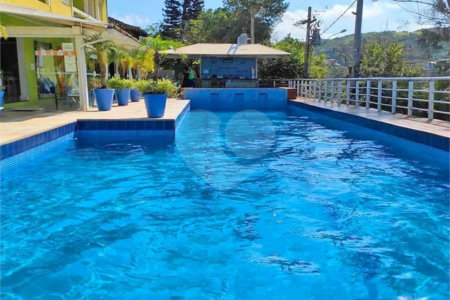 Hotel à venda com 46 suítes, em Portal da Ferradura, Armação dos Búzios, RJ