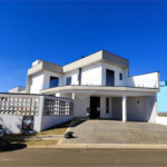 Casa à venda com 3 suítes no condomínio Terras da Estância, Paulínia - SP
