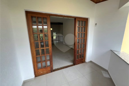 Casa à venda ou para alugar com 4 quartos, sendo 3 suítes, no condomínio Estância Marambaia, Vinhedo - SP