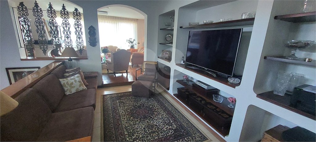 Casa à venda ou para alugar com 5 suítes em Jardim Santa Rosália, Sorocaba, SP