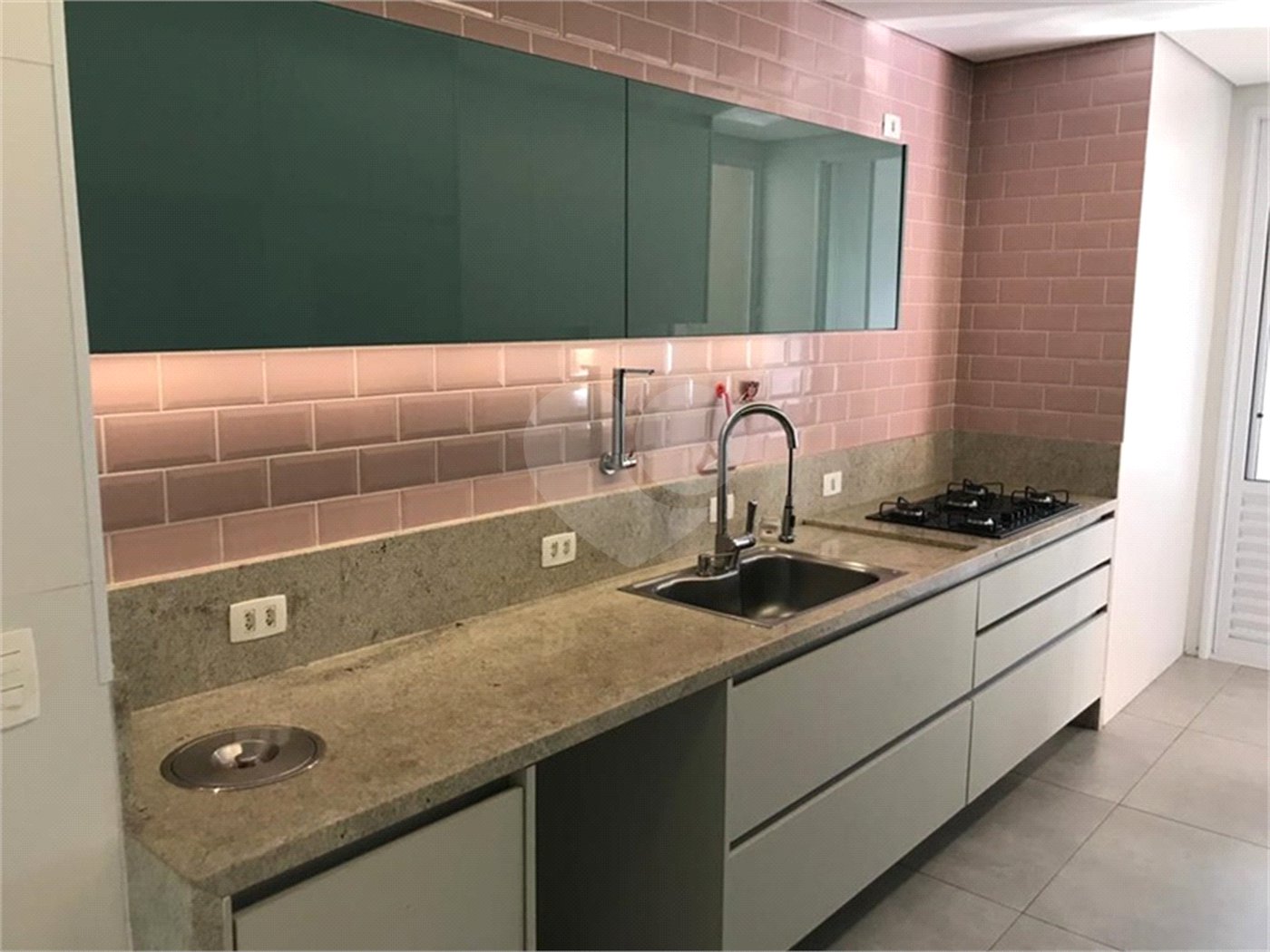 Apartamento à venda ou para alugar com 2 suítes em Tremembé, São Paulo, SP