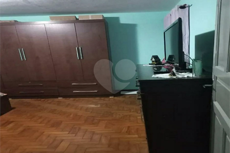 Casa Térrea à venda com 1 quarto em Vila Romero, São Paulo, SP