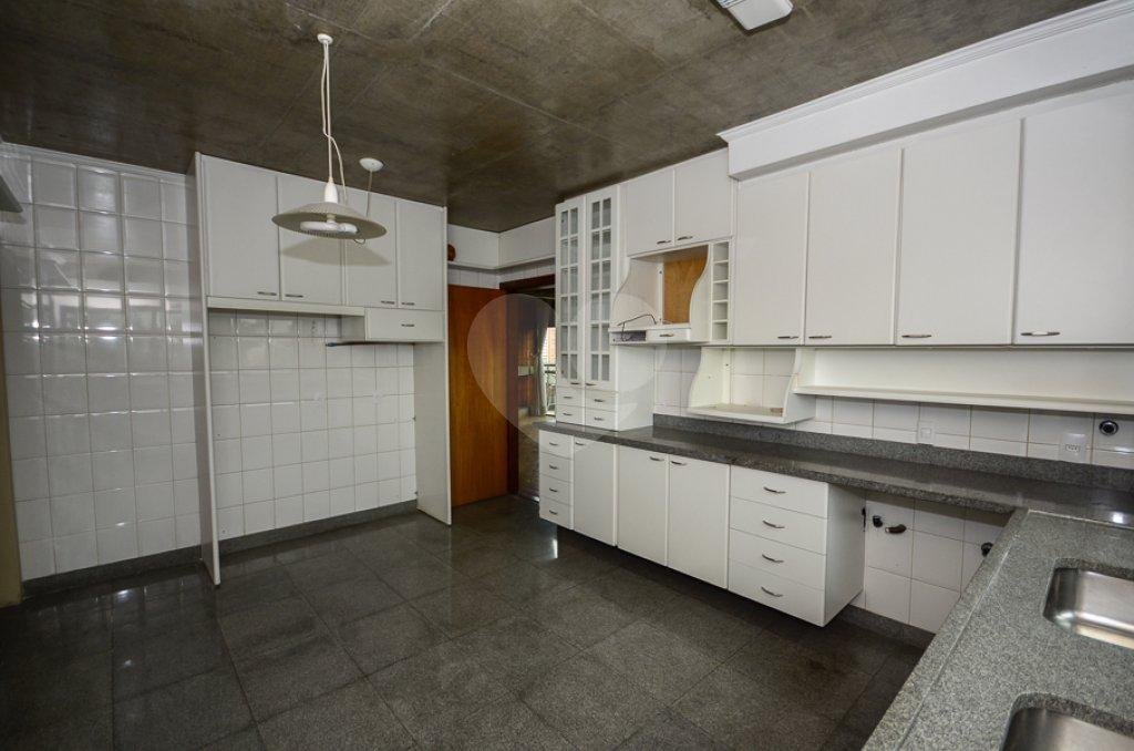 Apartamento à venda com 4 quartos, sendo 2 suítes, em Paraíso do Morumbi, São Paulo, SP