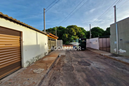 Casa à venda com 2 quartos em Parque Das Mangueiras, Três Lagoas - MS