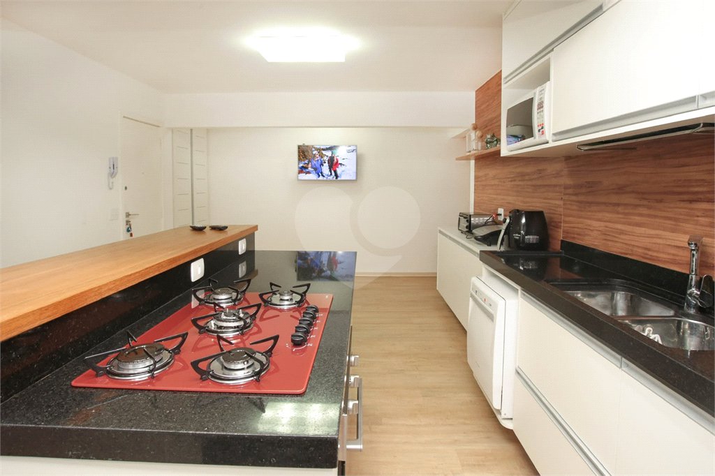 Apartamento à venda com 3 quartos, sendo 1 suíte, em Perdizes, São Paulo, SP