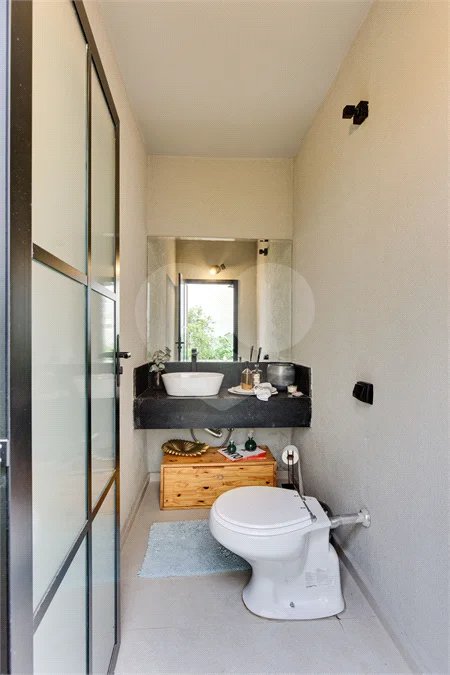 Casa de Vila à venda com 5 quartos, sendo 3 suítes, em Jardim Hípico, São Paulo, SP