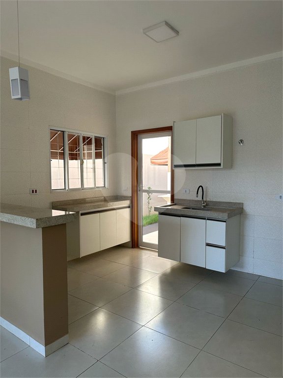 Casa à venda com 3 quartos, sendo 2 suítes,  em Bela Vista da Lagoa, Três Lagoas, MS