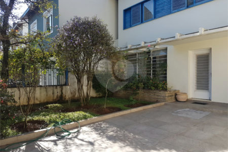 Sobrado à venda com 3 quartos, sendo 1 suíte, em Chácara Santo Antônio (zona Sul), São Paulo, SP