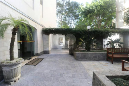 Apartamento à venda com 5 quartos, sendo 2 suítes, em Vila Clementino, São Paulo, SP