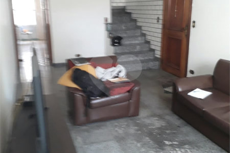 Sobrado à venda com 3 quartos em Jardim Oriental, São Paulo, SP
