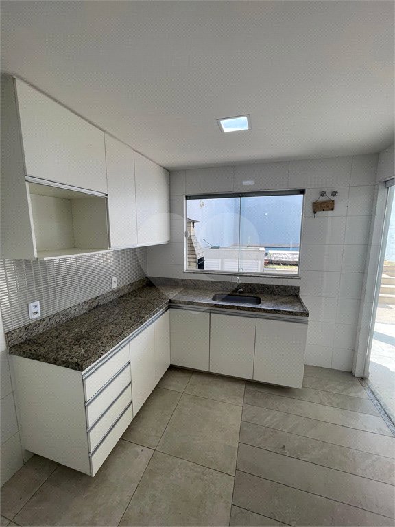 Casa à venda com 3 quartos, sendo 1 suíte, no condomínio Residencial Green Ville, Rio de Janeiro - RJ