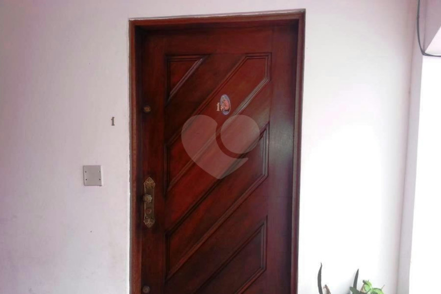 Sobrado à venda com 6 quartos em Vila Nova Cachoeirinha, São Paulo, SP