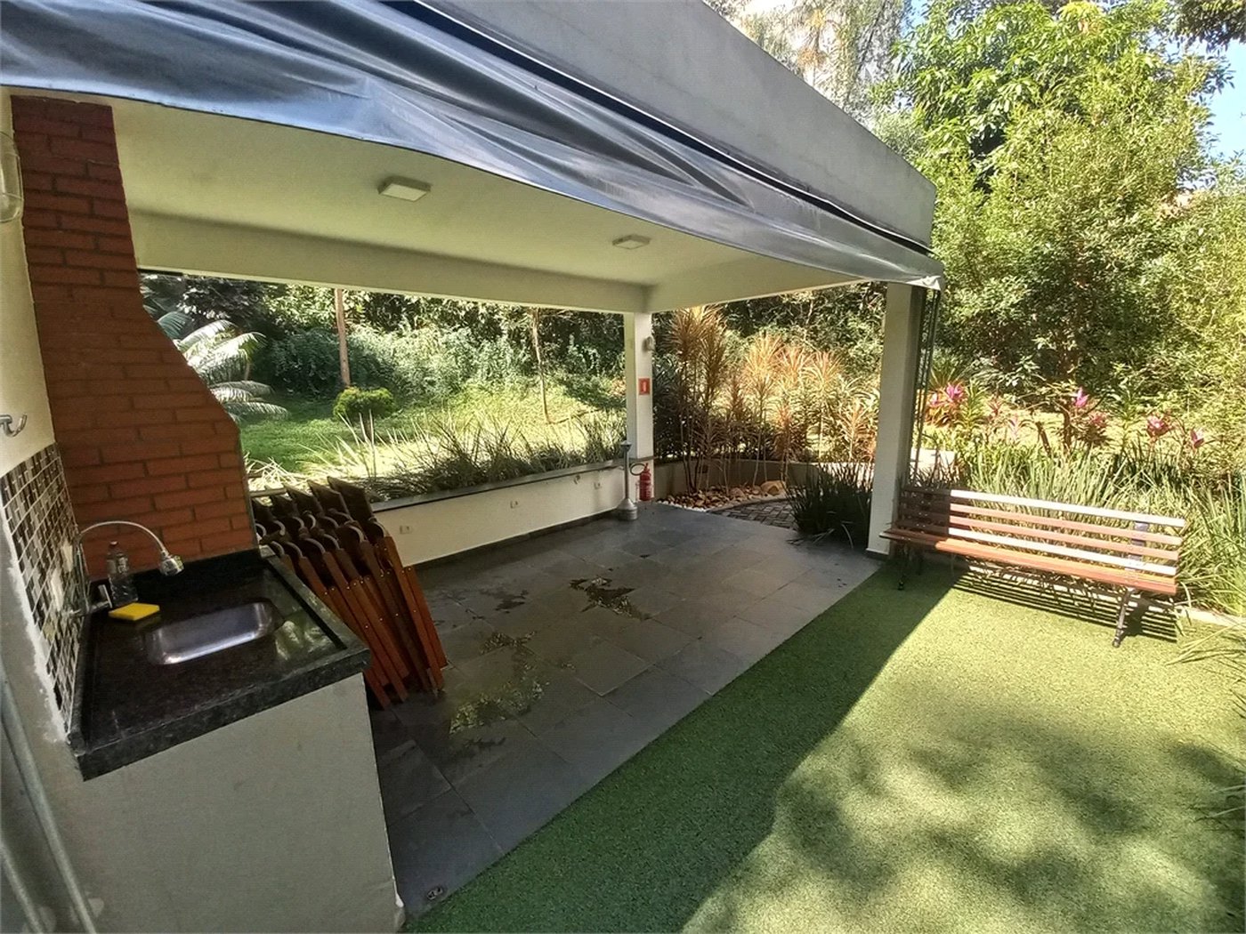 Apartamento à venda com 3 quartos, sendo 1 suíte,  em Vila Andrade, São Paulo, SP