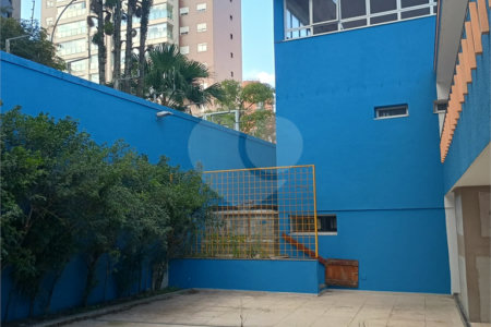 Sobrado à venda ou para alugar em Vila Mariana, São Paulo, SP
