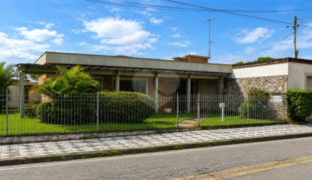Casa Térrea para alugar com 4 quartos, sendo 1 suíte,  em Jardim América, Sorocaba, SP