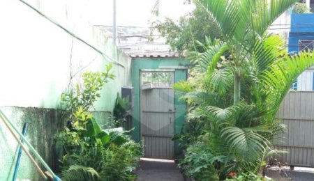 Sobrado à venda com 3 quartos, sendo 1 suíte,  em Jardim Maria Duarte, São Paulo, SP