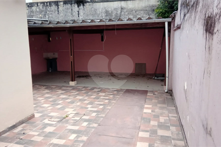 Casa Térrea à venda com 3 quartos, sendo 1 suíte, em Vila Irmãos Arnoni, São Paulo, SP