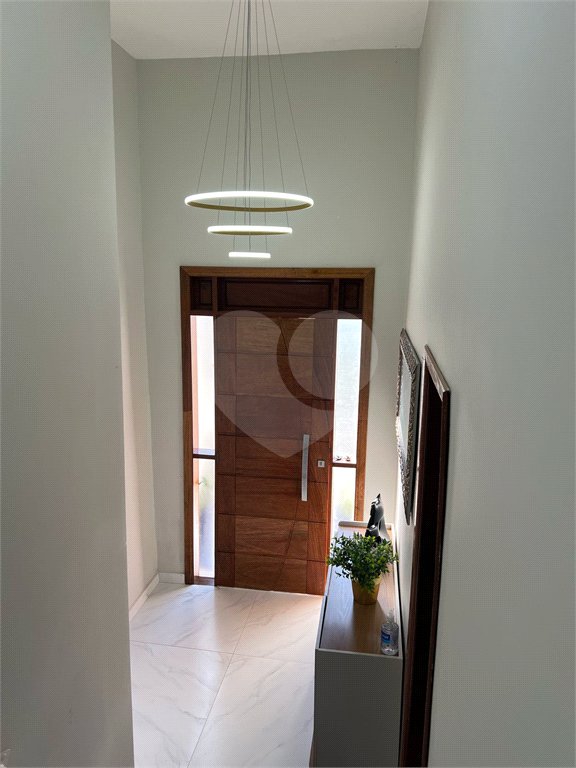 Casa à venda com 3 quartos, sendo 1 suíte, em Retiro das Fontes, Atibaia, SP